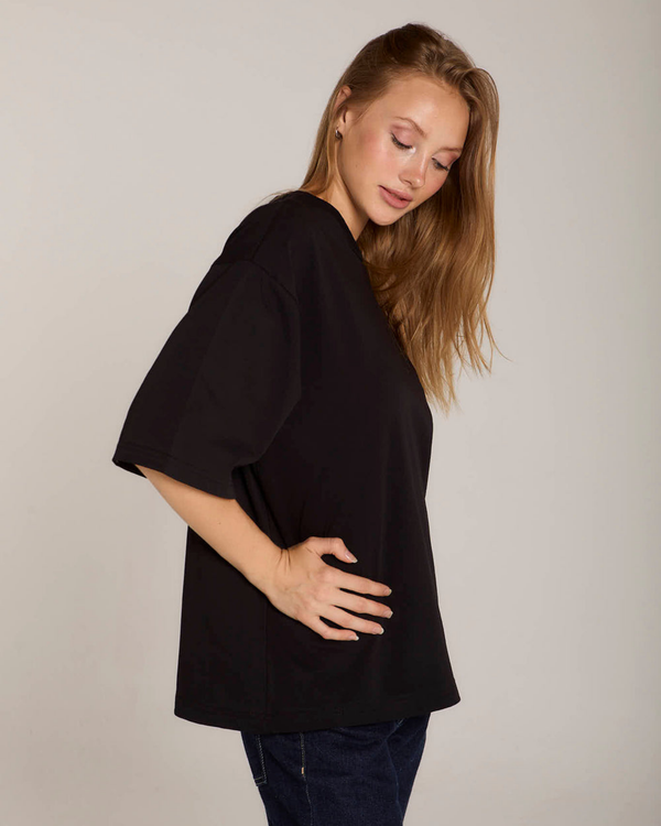 Oversized Tee in Black