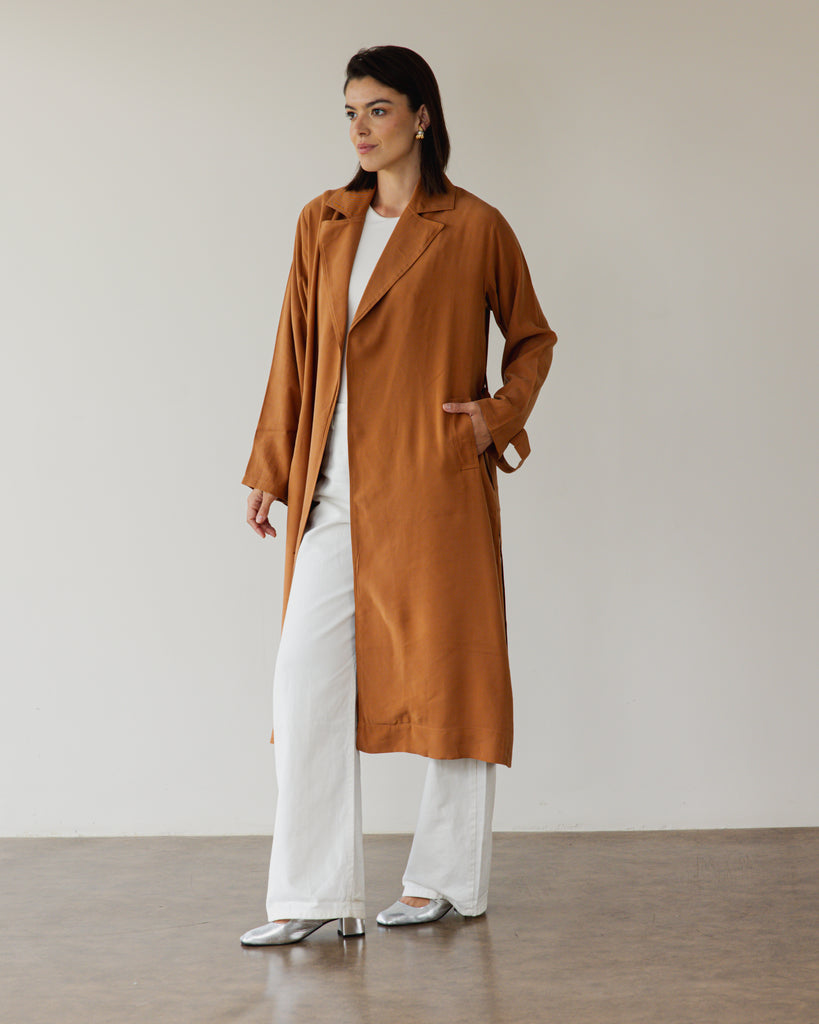 Light Trench Coat in Brick