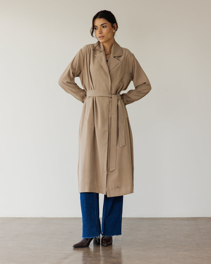 Light Trench Coat in Beige