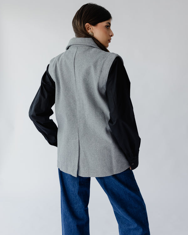 Felt Vest in Grey