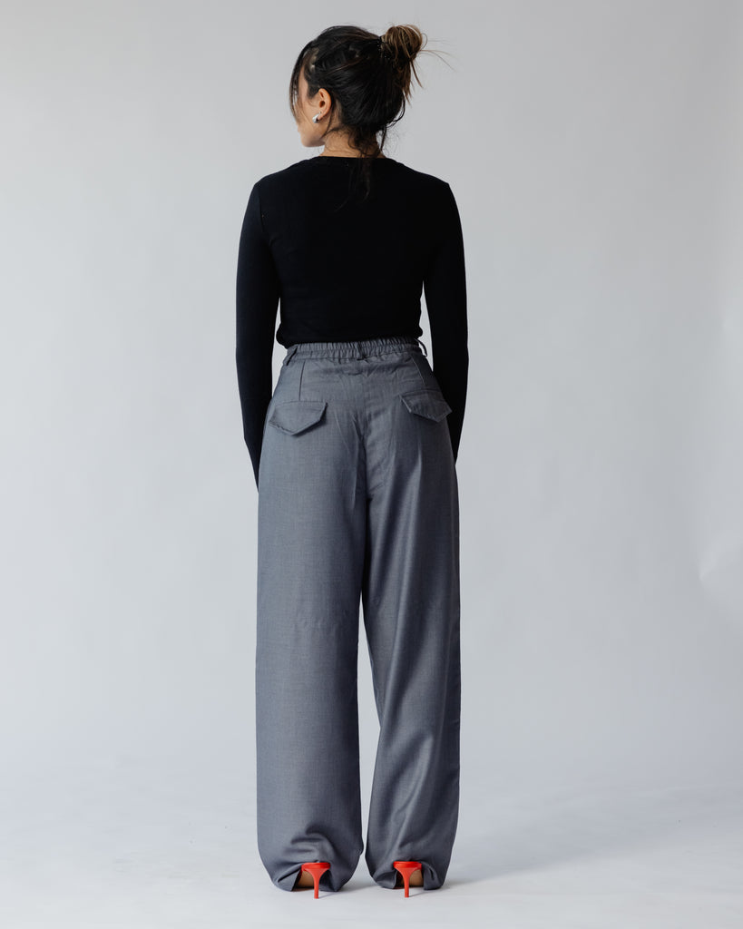 Gutsy Trousers in Grey