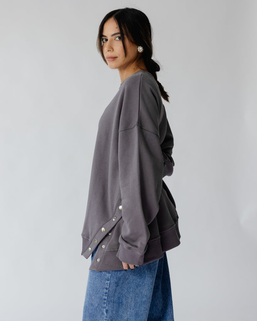 Snap Buttons Sweatshirt in Dark Grey