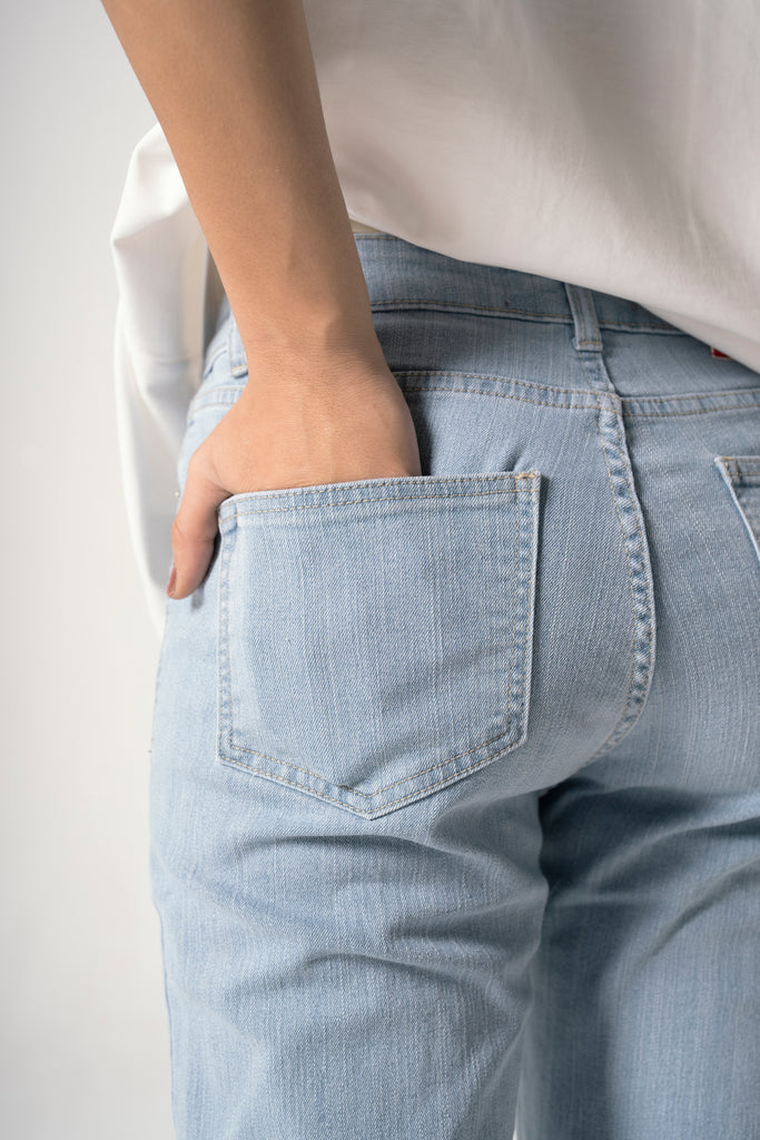 Cropped Flare Jeans Pants in Blue