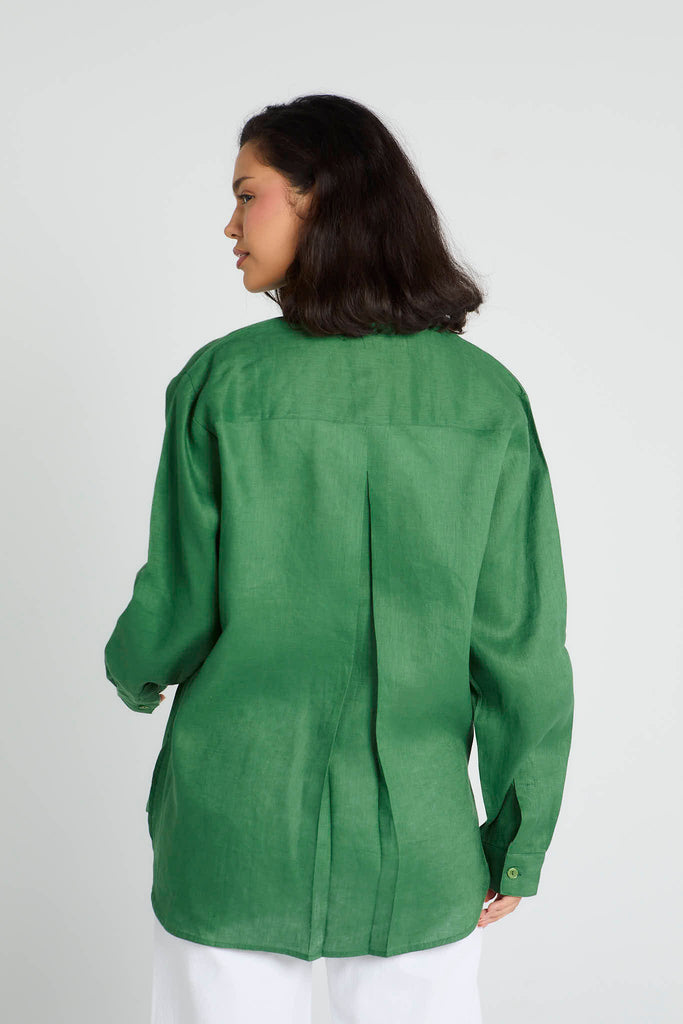 Oversized Linen Shirt in Green