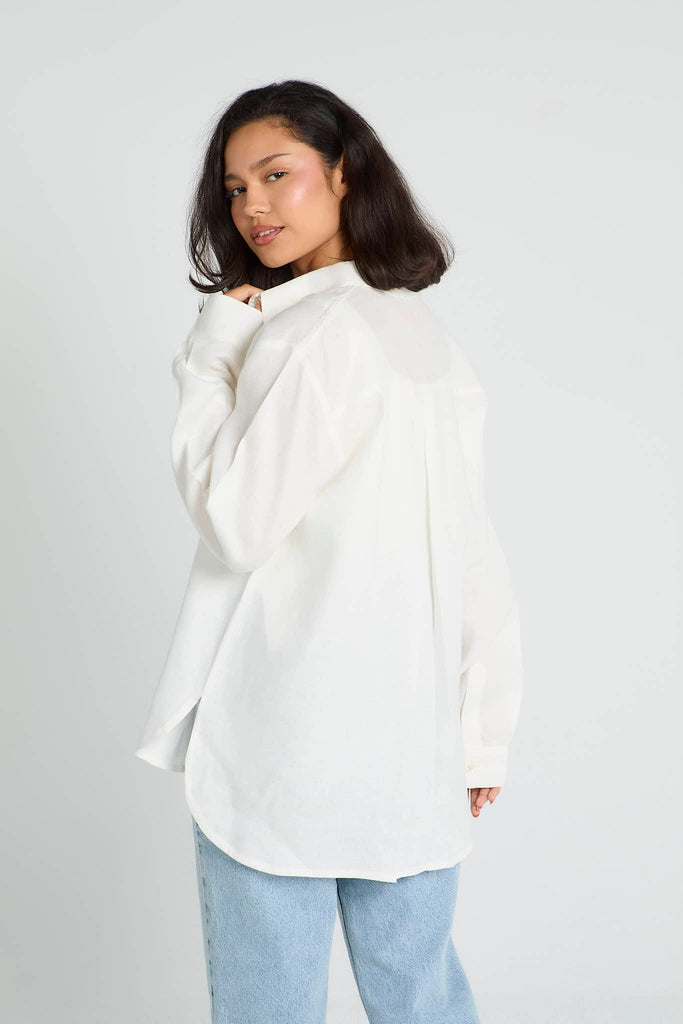 Oversized Linen Shirt in White