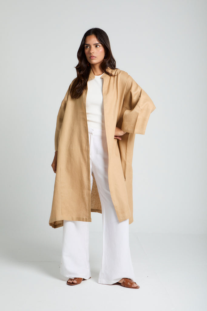 Button-tab Linen Kimono in Camel